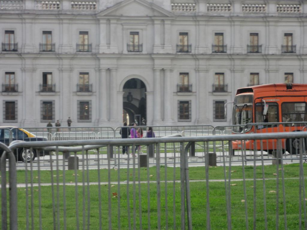 Apartamento Departamento Paseo Bulnes Metro La Moneda Santiago de Chile Exterior foto