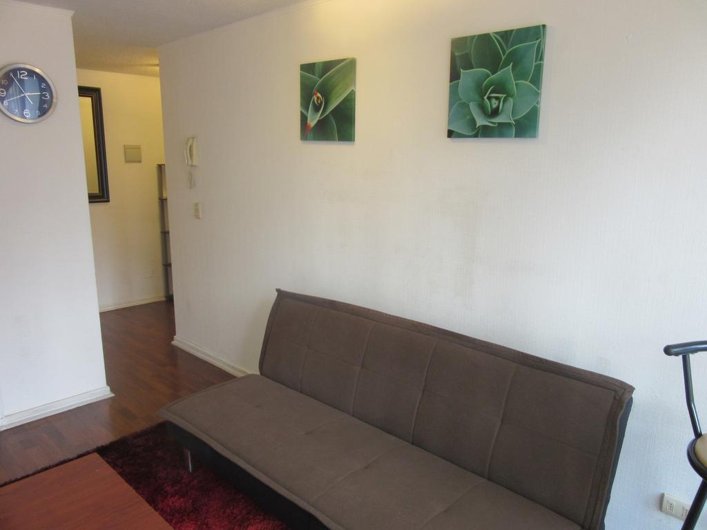 Apartamento Departamento Paseo Bulnes Metro La Moneda Santiago de Chile Exterior foto