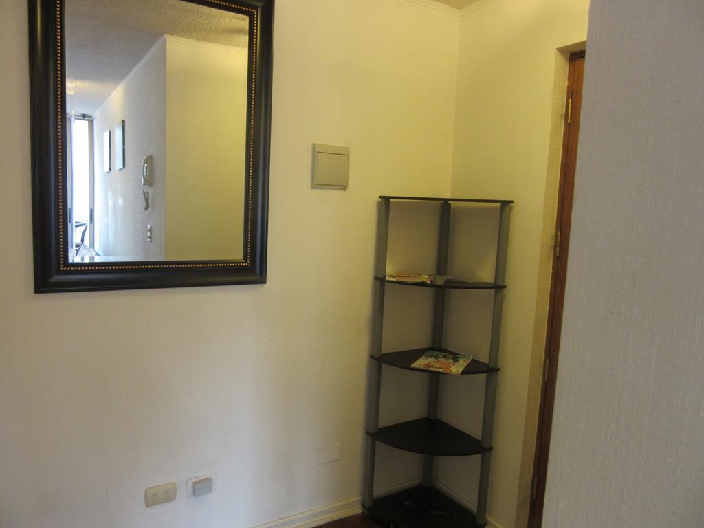 Apartamento Departamento Paseo Bulnes Metro La Moneda Santiago de Chile Exterior foto