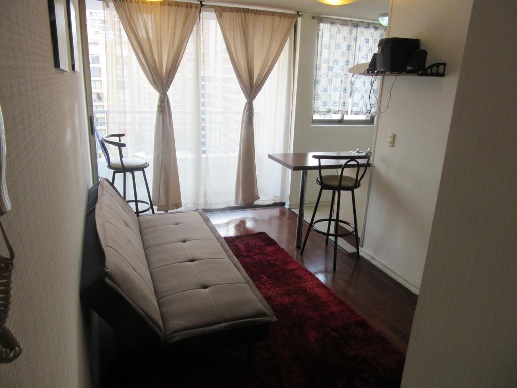 Apartamento Departamento Paseo Bulnes Metro La Moneda Santiago de Chile Exterior foto