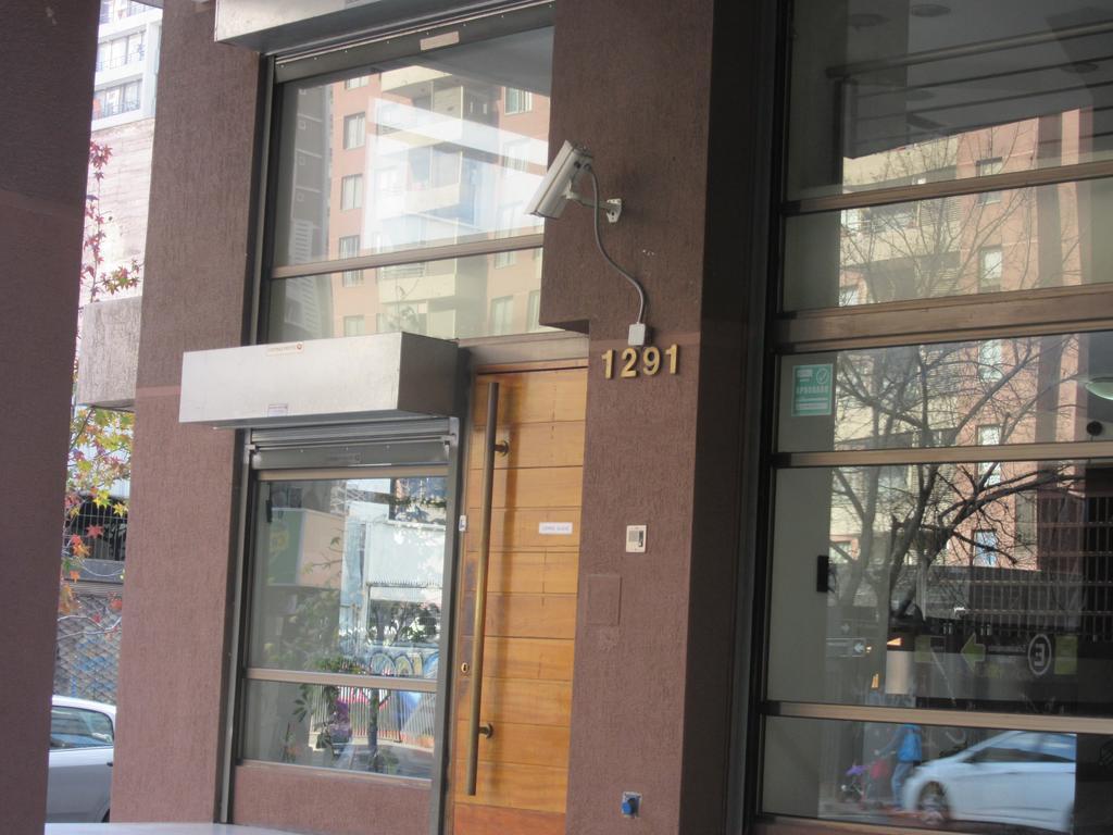Apartamento Departamento Paseo Bulnes Metro La Moneda Santiago de Chile Exterior foto