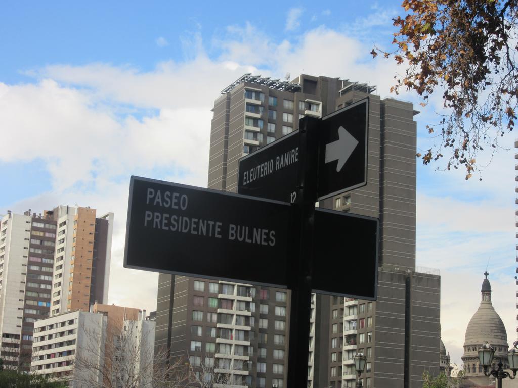 Apartamento Departamento Paseo Bulnes Metro La Moneda Santiago de Chile Exterior foto